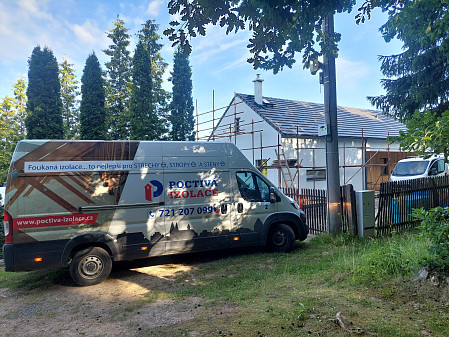 Izolace stropu dřevostavby ve Středočeském kraji na Berounsku